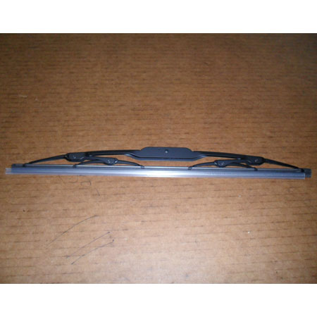 Front wiper blade, right